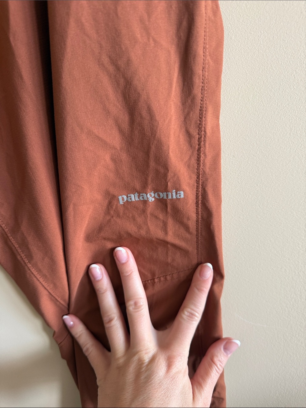 Patagonia Men's Rust Brown Jogger Pants - Picture 2 of 8